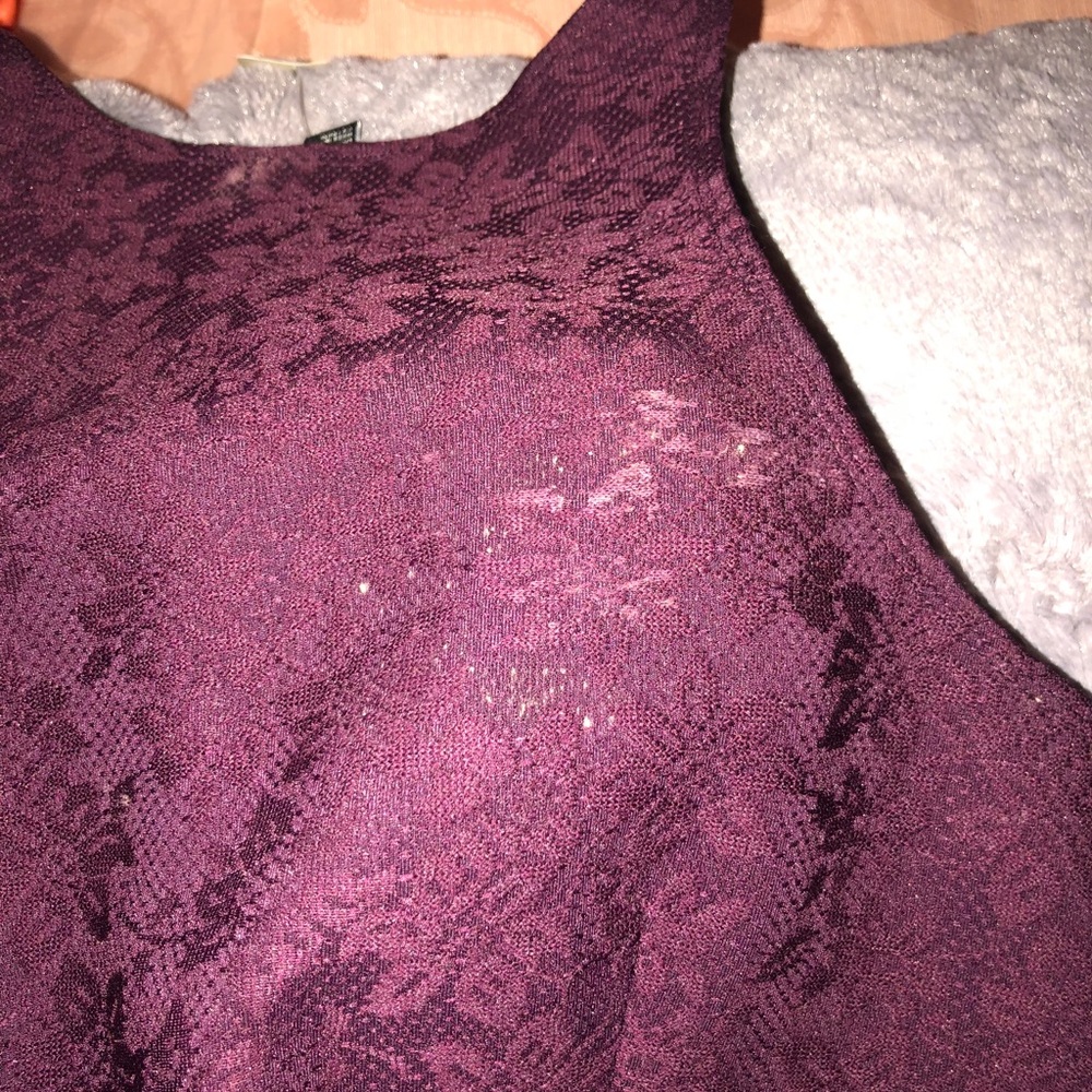 Halter Top - Picture 2 of 4